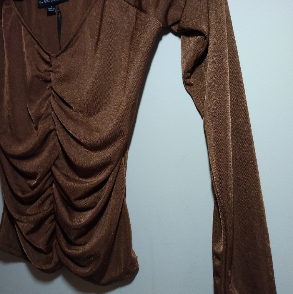 Electrifying Ruched Long Sleeve Top - Picture 4 of 16